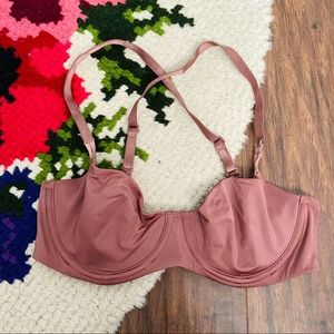 Victoria’s Secret Criss Cross Unpadded Push Up Bra